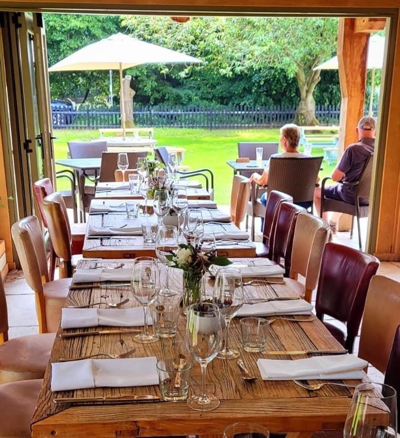 فندق The Bedingfeld Arms Oxborough المظهر الخارجي الصورة